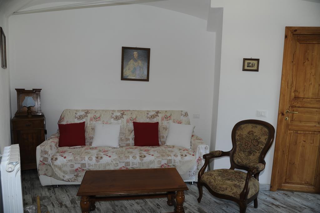 Medieval House Βεντιμίλια Εξωτερικό φωτογραφία