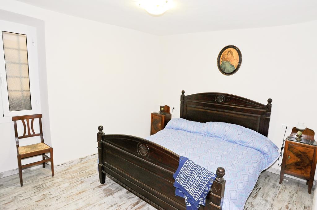 Medieval House Βεντιμίλια Εξωτερικό φωτογραφία